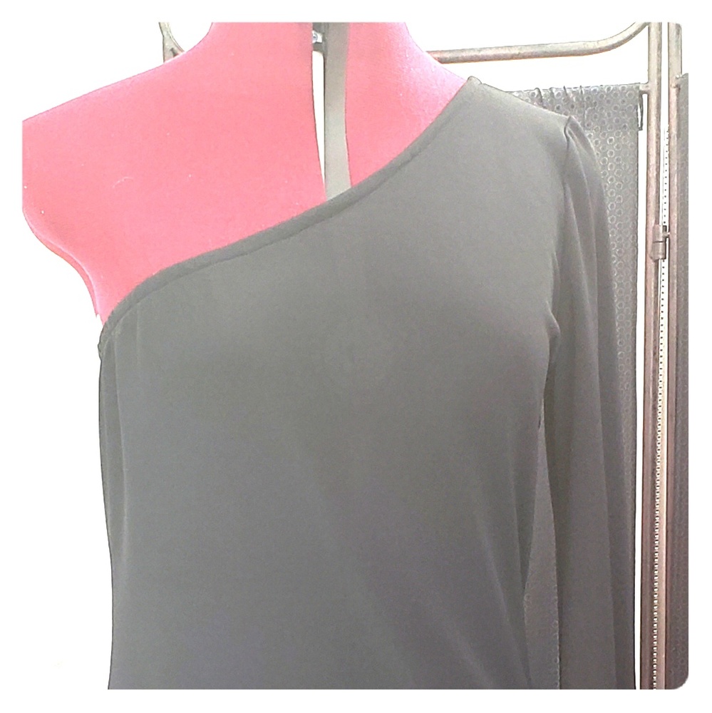 Black knit single sleeve top